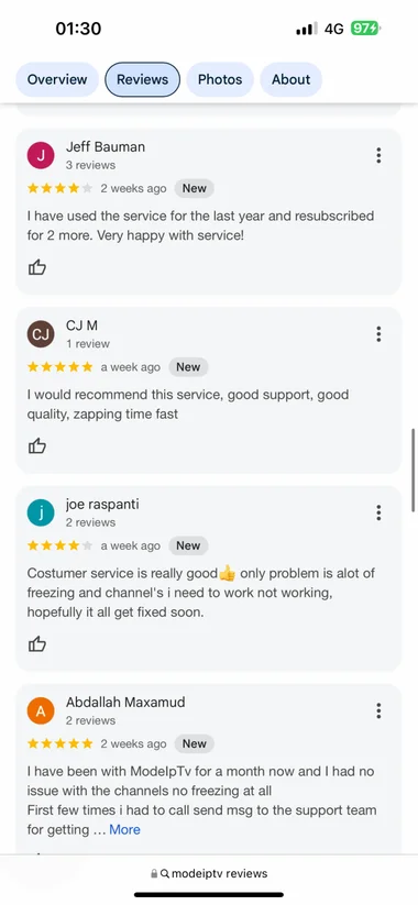Customer review screenshot evaluating channel zapping speed and multi-year renewals